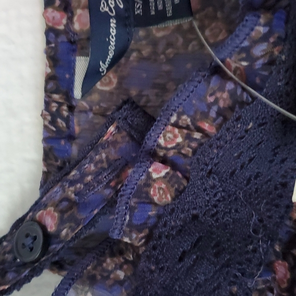 NWT AEO AMERICAN EAGLE OUTFITTERS Floral Romantic Lace Cami - Picture 3 of 5